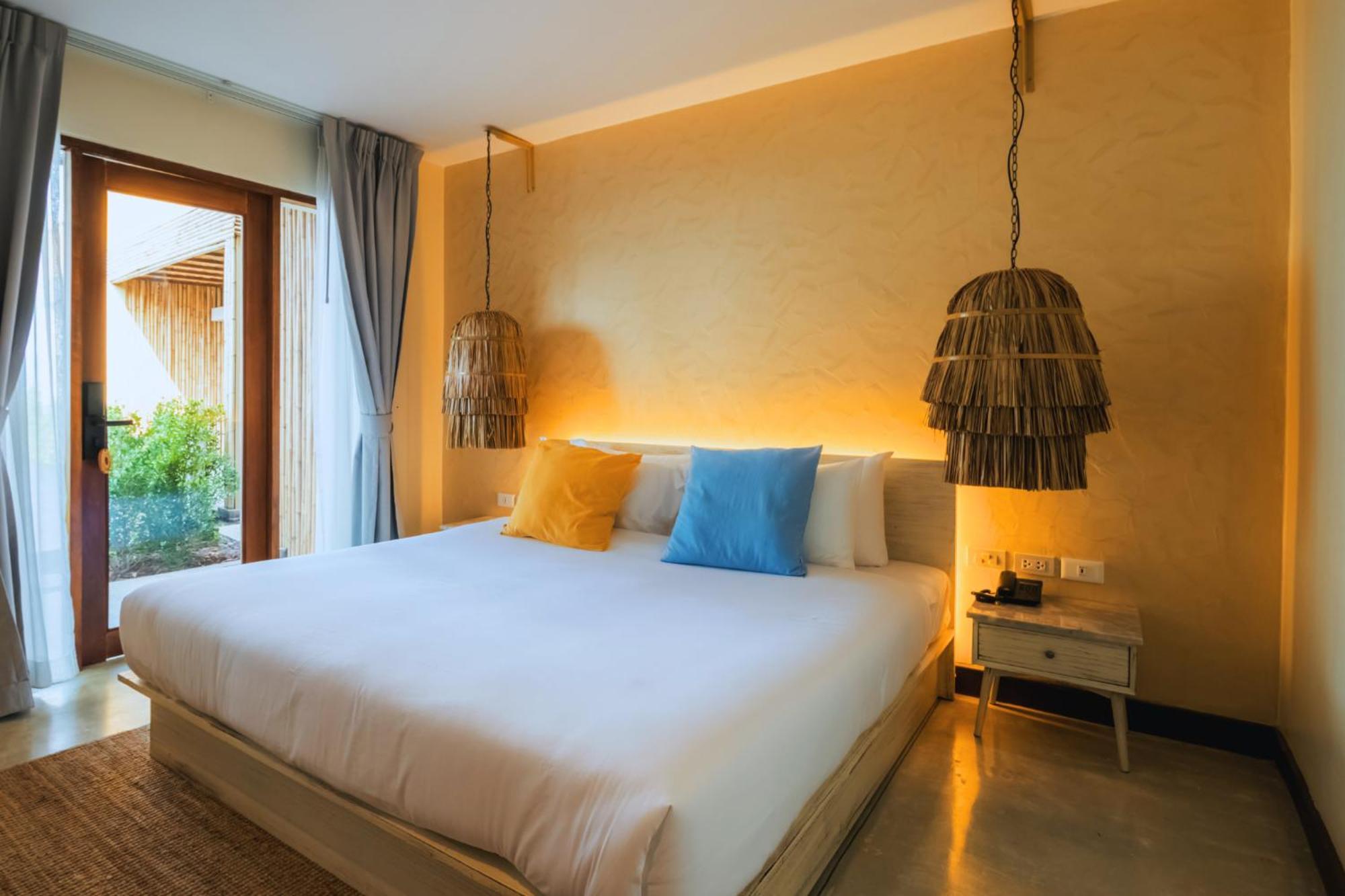 Hotel Sea Sun Bed & Beyond Bang Rak Beach  Esterno foto