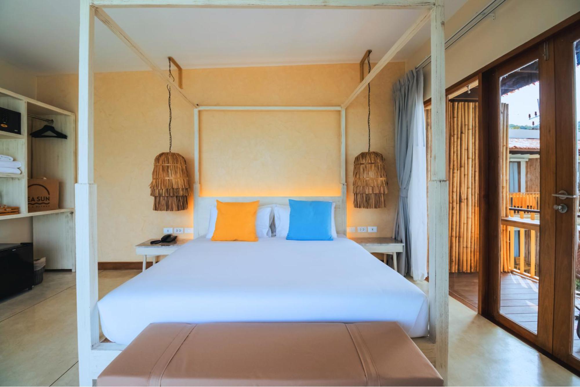 Hotel Sea Sun Bed & Beyond Bang Rak Beach  Esterno foto