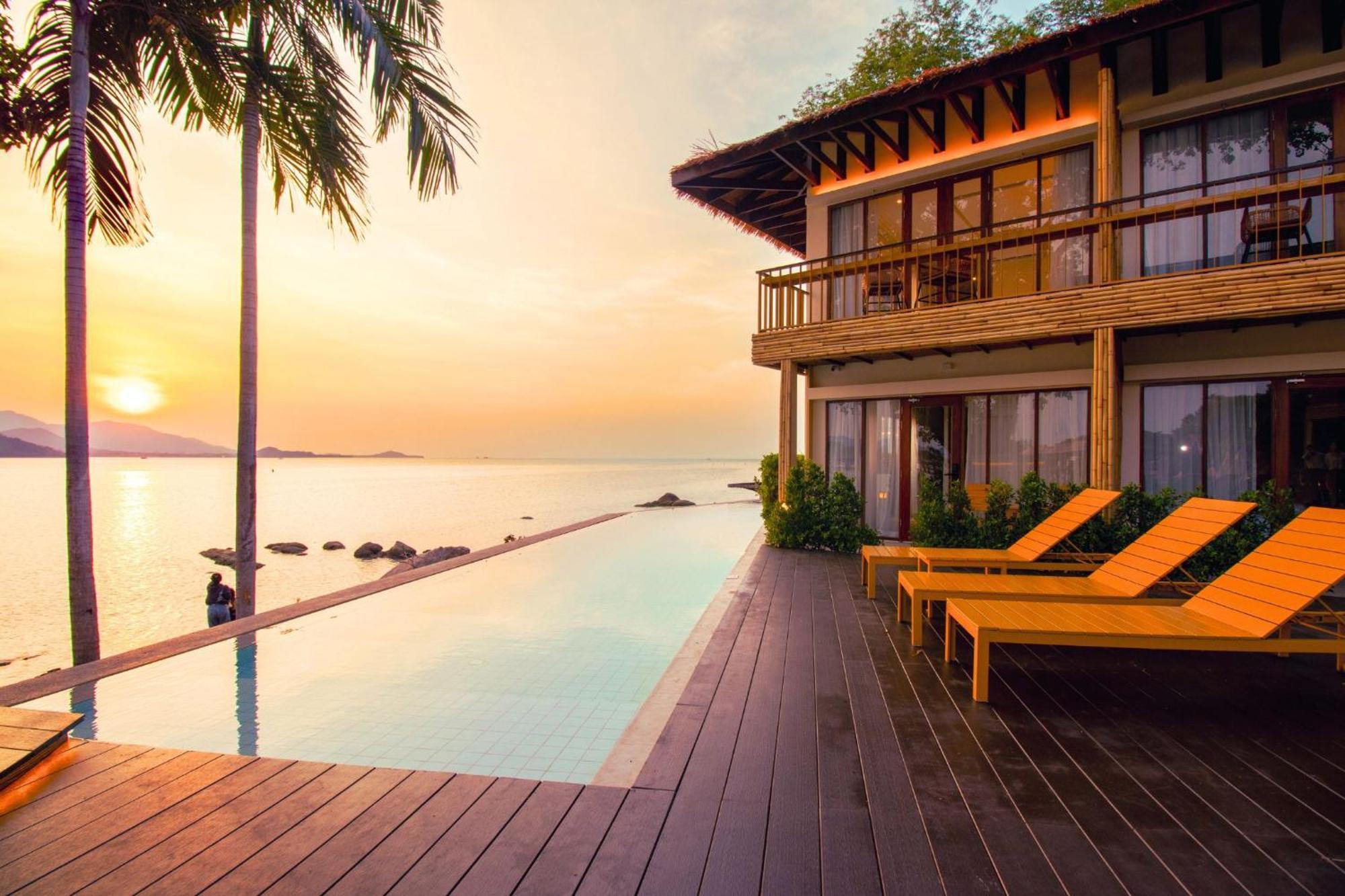 Hotel Sea Sun Bed & Beyond Bang Rak Beach  Esterno foto